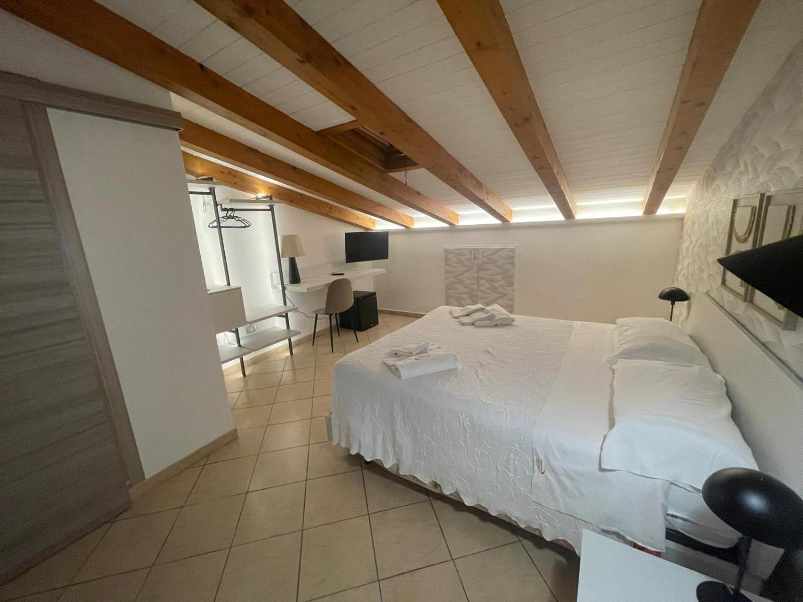 Albergo Perseo Portopalo Di Capo Passero Exterior foto